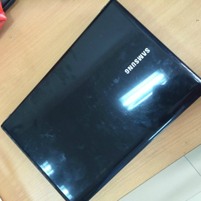Vỏ laptop Samsung R439 , NP-R439L 