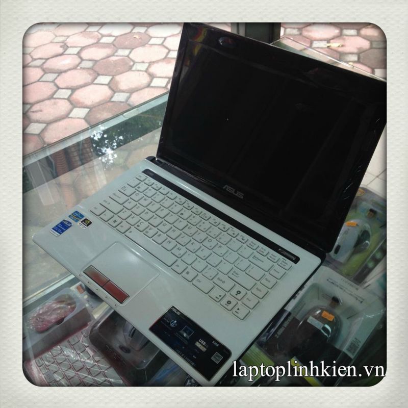 Laptop cũ Asus K43S Core i5-2430 Ram 4GB HDD 500GB VGA Nvidia 1GB 